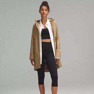 NWT Lululemon Rain Rebel Jacket - Fawn - size 8